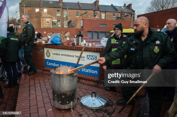 Members working for London Ambulance service attend their picket line at the main ambulance station in Camden on December 21, 2022 in London, United...