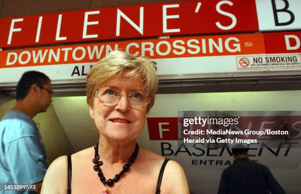 Filenes 391 Filene Basement Photos & High Res Pictures - Getty Images