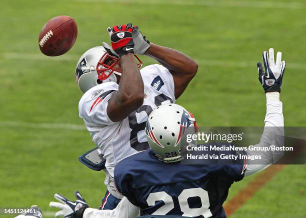 Foxboro, MA Ñ New England Patriots wide receiver Jeremy Ross missed catching a pass defended by cornerback Darius Butler at Gillette Stadium on...