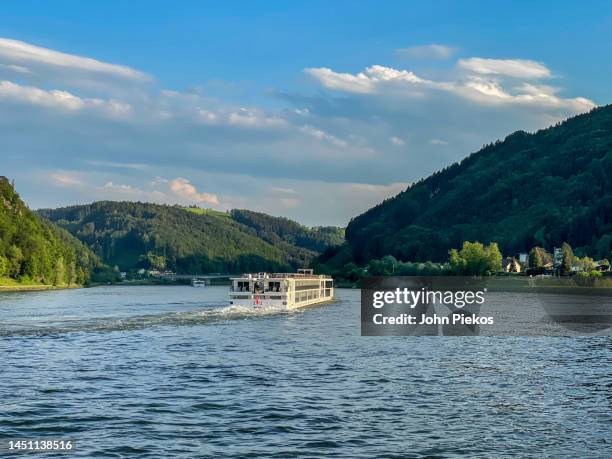 danube river cruise boat leaving dürnstein, austria
--
wachau valley, austria
danube river cruise - europe river cruise stock pictures, royalty-free photos & images