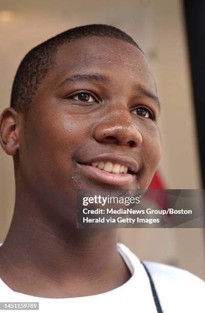 Davon Rutherford Davon Young Photos and Premium High Res Pictures - Getty Images