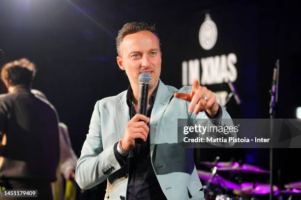 Francesco Facchinetti speaks during the FC Internazionale Xmas Dinner at Spirit de Milan on December 20, 2022 in Milan, Italy.