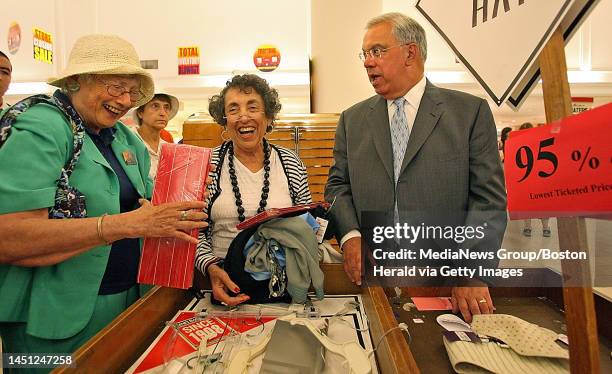 Filenes Filenes Photos and Premium High Res Pictures - Getty Images