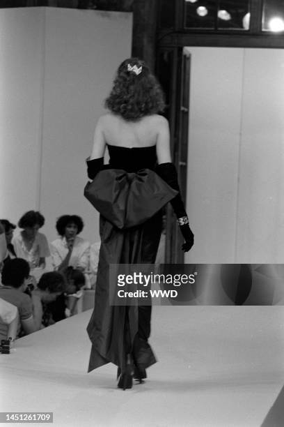 Dior Fall 1984 Couture Runway Show