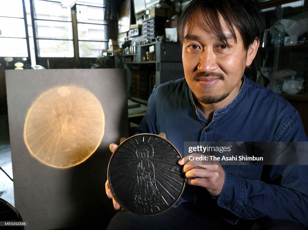 'Magic Mirror' Artisan Works To Keep A Delicate Craft Alive
