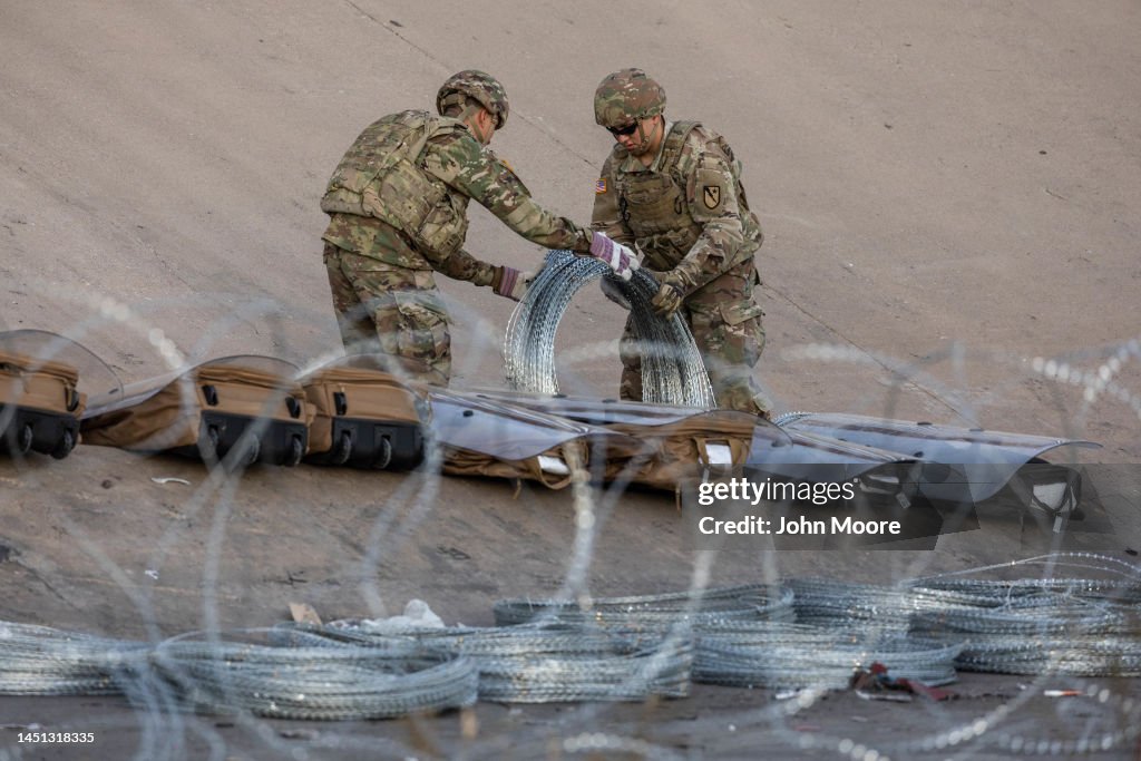 Texas National Guard And State Police Deploy to U.S.-Mexico Border In El Paso