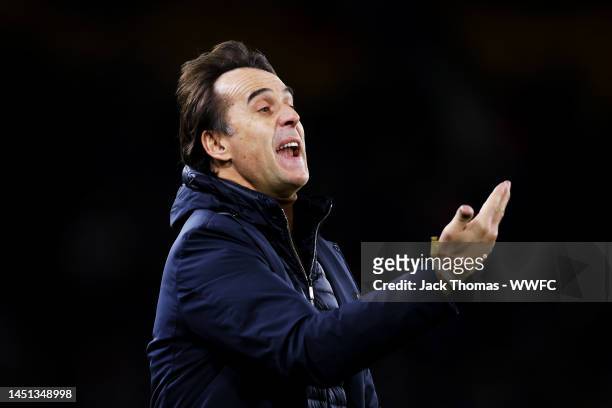Julen Lopetegui, Manager of Wolverhampton Wanderers gives his team instructions during the Carabao Cup Fourth Round match between Wolverhampton...