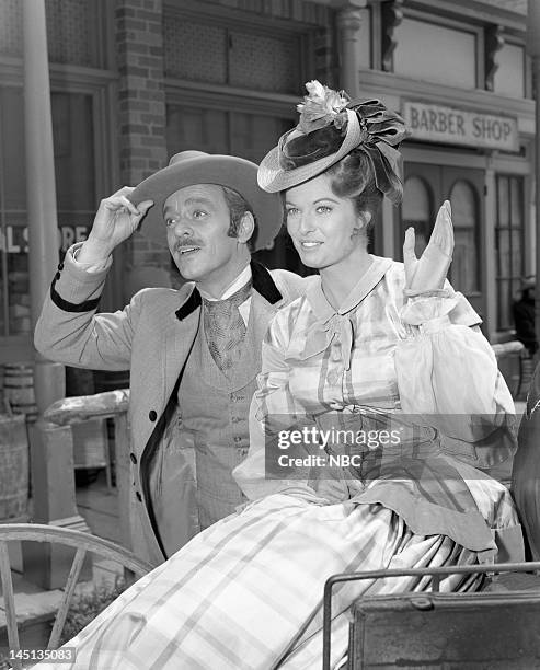 Bonanza The War Comes To Washoe Cast Harry Townes Photos and Premium High Res Pictures - Getty Images