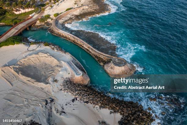 aerial image showing a location used in the james bond film - thunderball, paradise island, bahamas - inlet stock pictures, royalty-free photos & images