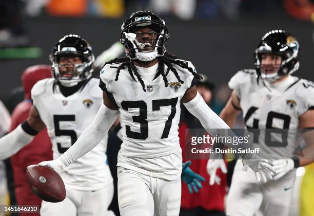Tre Herndon of the Jacksonville Jaguars reacts with teammates after recovering a fumble during the 4th quarter of the game against the New York Jets...