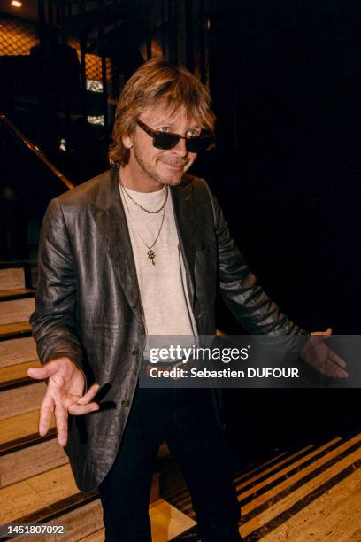 Portrait du chanteur Renaud à l'avant première du film "ça reste entre nous" le 4 mai 1998