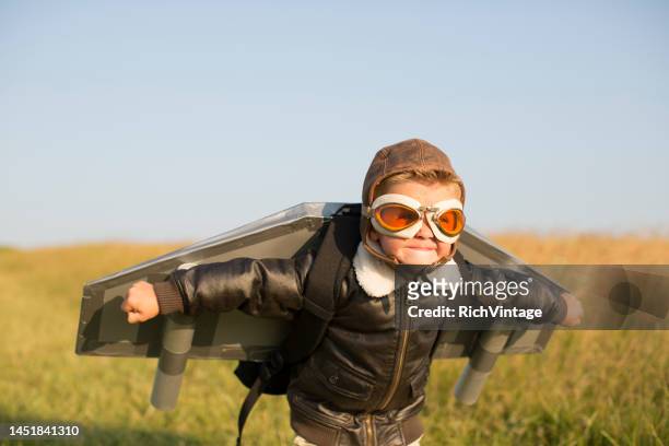 retro boy aviator - taking off stock-fotos und bilder