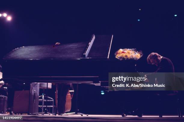 Bill Evans plays the piano in his trio, Shinjuku Kosei Nenkin Hall, Tokyo, Japan, 23 January 1976.