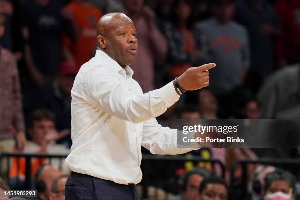 Head coach Mike Anderson of the St. John's Red Storm during the in the championship game of the Empire Classic against the Syracuse Orange at...