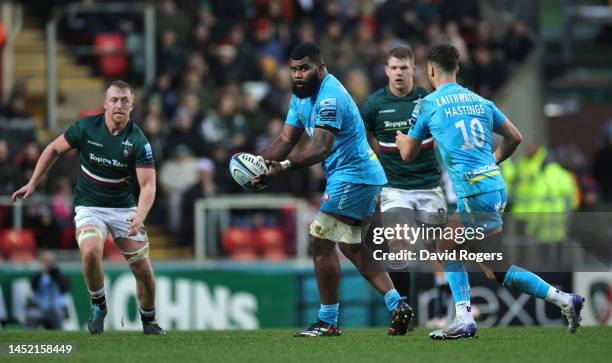 Albert Tuisue of Gloucester passes the ball during the Gallagher Premiership Rugby match between Leicester Tigers and Gloucester Rugby at Mattioli...