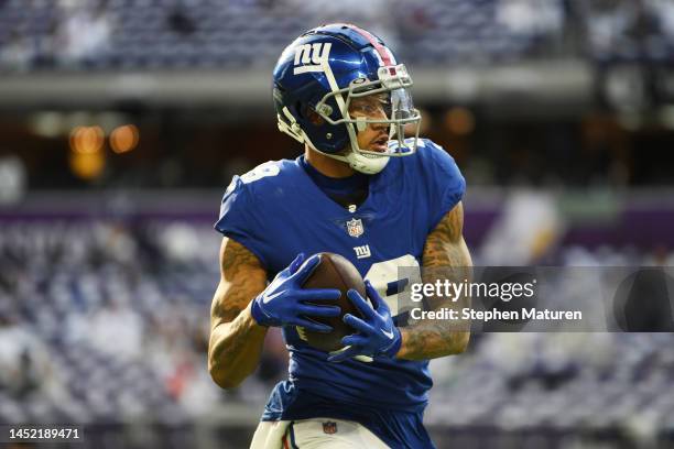 Kenny Golladay of the New York Giants warms up against the Minnesota Vikings at U.S. Bank Stadium on December 24, 2022 in Minneapolis, Minnesota.