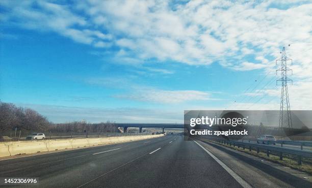 m0 motorway ring in budapest, hungary - highway hungary stock pictures, royalty-free photos & images