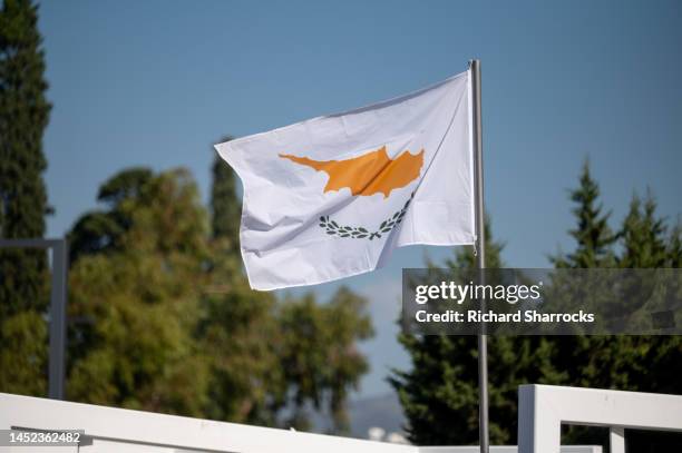 republic of cyprus flag - flagpole stock-fotos und bilder