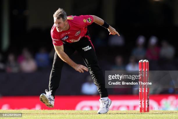 Dan Christian of the Sixers bowls during the Men's Big Bash League match between the Sydney Sixers and the Melbourne Stars at Sydney Cricket Ground,...