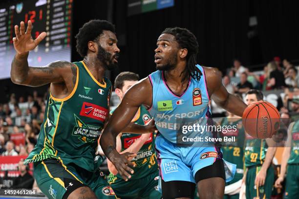 Jarrell Brantley of the Breakers ddrives to the basket uring the round 12 NBL match between Tasmania Jackjumpers and New Zealand Breakers at MyState...