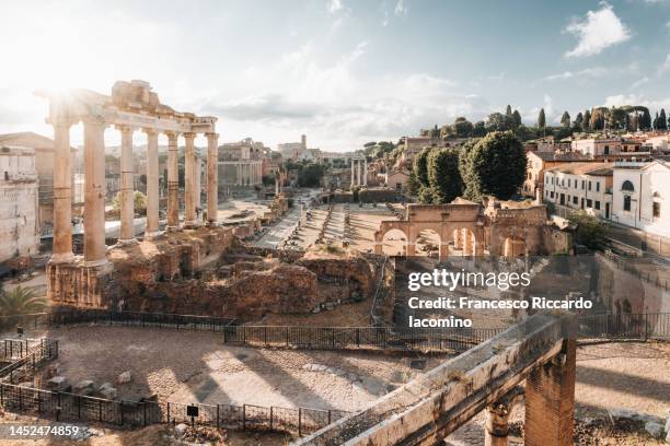 rome at sunrise - roman forum foto e immagini stock