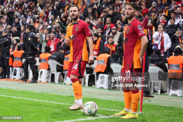 Juan Mata of Galatasaray interacts with Dries Mertens of Galatasaray during the Super Lig match between Galatasaray and Istanbulspor AS at the NEF...