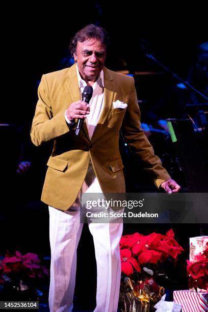 Tony Mathis Singer 294 Johnny Mathis In Concert Stock Photos, High-Res Pictures, and ...