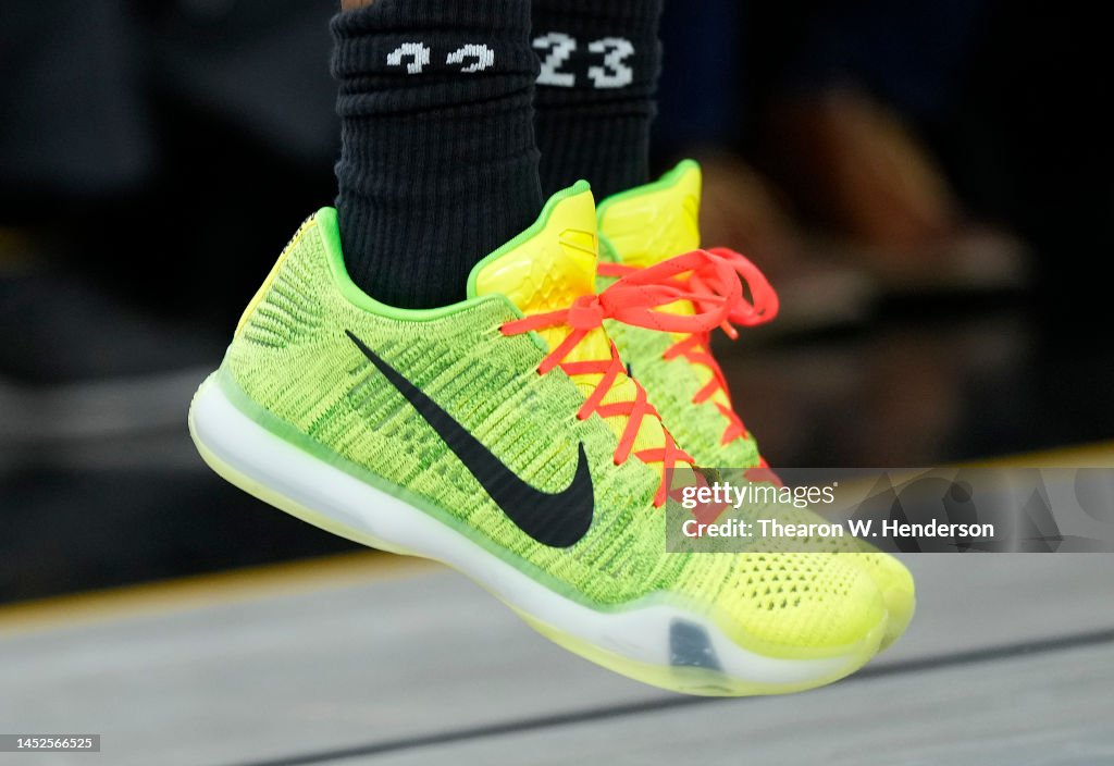 Detail view of the Nike shoes worn by Golden State Warriors