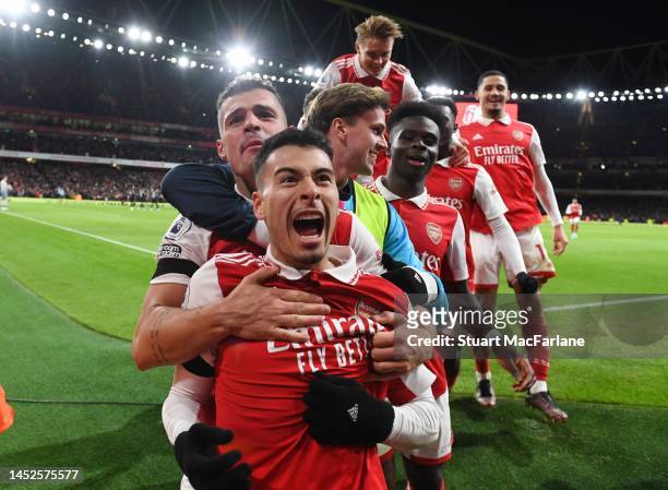 Gabriel Martinelli celebrates scoring the 2nd Arsenal goal with Granit Xhaka, Rob Holding and Bukayo Saka during the Premier League match between...