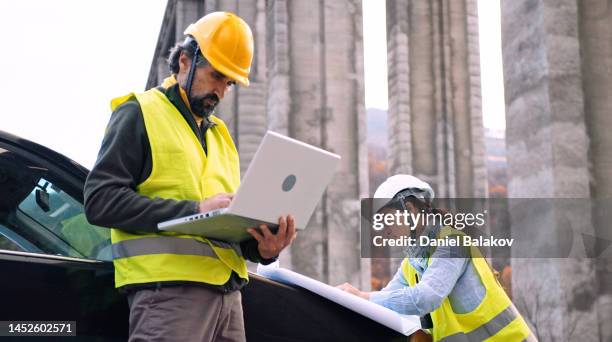 Highways Engineer 2,528 Highway Engineer Stock Photos, High-Res Pictures, and Images ...