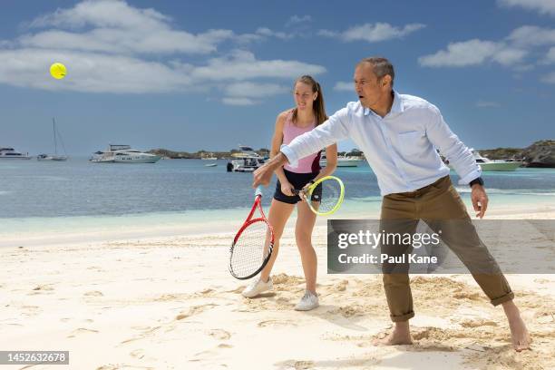 Despine Cook 53 Roger Cook (Politician) Stock Photos, High-Res Pictures, and Images ...