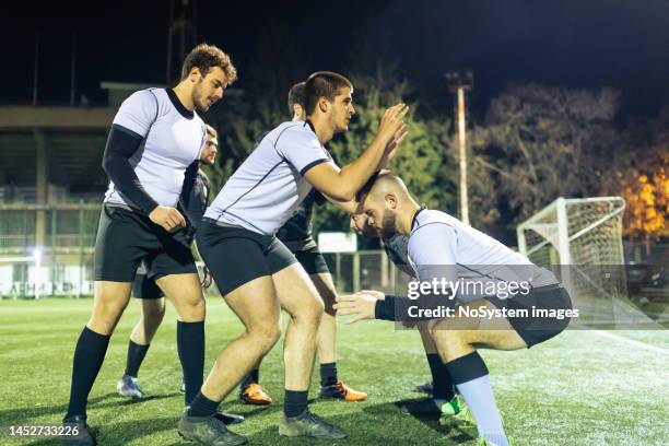 Line Out Rugbx Rugby Line Out Photos and Premium High Res Pictures - Getty Images