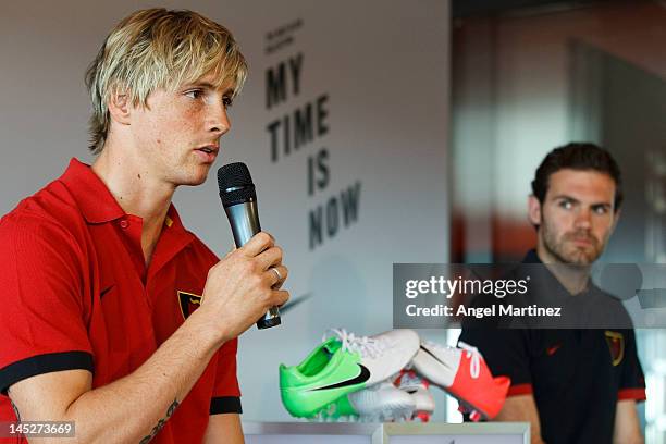 Fernando Torres and Juan Mata of Spain attend a press conference at Puerta America Hotel on May 25, 2012 in Madrid, Spain.