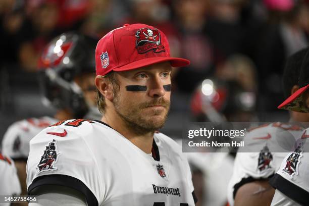 Blaine Gabbert of the Tampa Bay Buccaneers prepares for a game against the Arizona Cardinals at State Farm Stadium on December 25, 2022 in Glendale,...