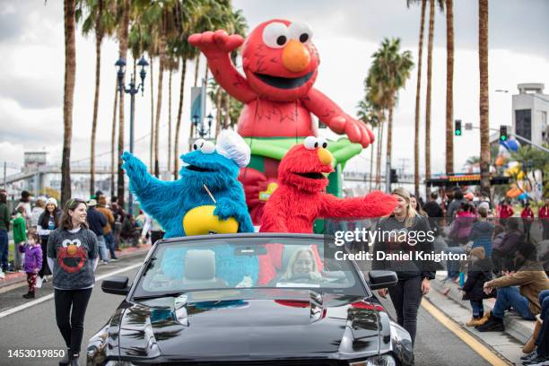 Elmo Riding Elmo Sesame Street Photos and Premium High Res Pictures - Getty Images