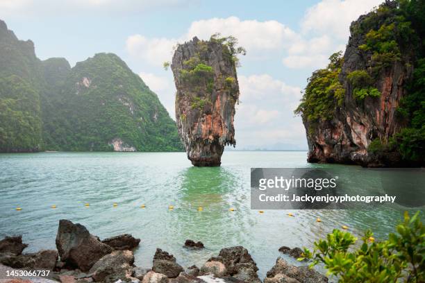 james bond island near phuket, thailand - james bond island stock pictures, royalty-free photos & images