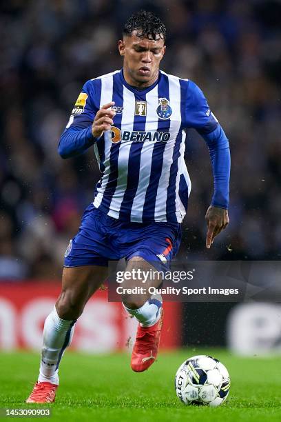 Gabriel Veron of FC Porto in action during the Liga Portugal Bwin match between FC Porto and FC Arouca at Estadio do Dragao on December 28, 2022 in...