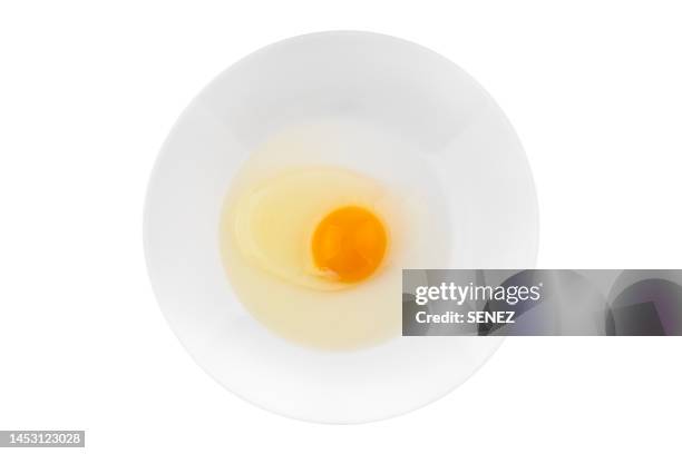 high angle view of eggs in plate - gema de ovo imagens e fotografias de stock