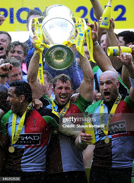 Harlequins captain Chris Robshaw lifts the trophy following his team's victory during the Aviva Premiership final between Harlequins and Leicester...