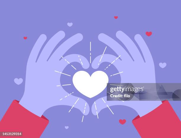 ilustraciones, imágenes clip art, dibujos animados e iconos de stock de amor corazón forma manos - amor a primera vista