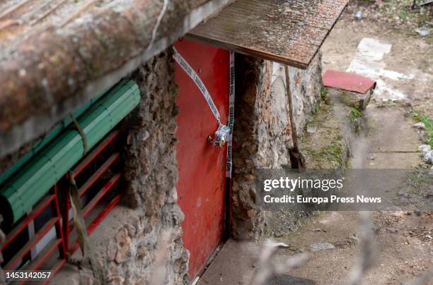 Hut sealed by the Guardia Civil in the farm where they have found the bodies of a couple allegedly murdered, on 29 December, 2022 in Brea de Tajo,...