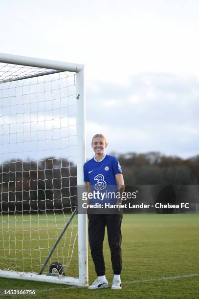 Sophie Ingle of Chelsea poses for a photograph as she signs a contract extension with Chelsea FC Women at Chelsea Training Ground on December 29,...