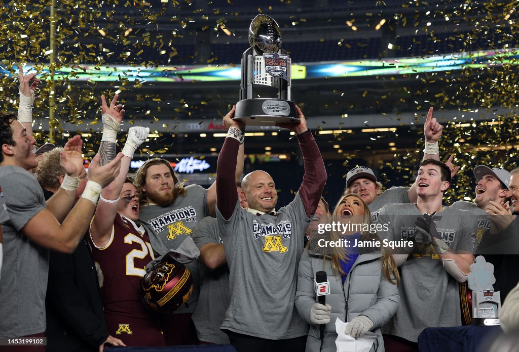 Bad Boy Mowers Pinstripe Bowl - Minnesota v Syracuse