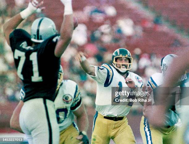 San Diego Chargers QB Dan Fouts during game action against the Los Angeles Raiders, September 24, 1984 in Los Angeles, California.