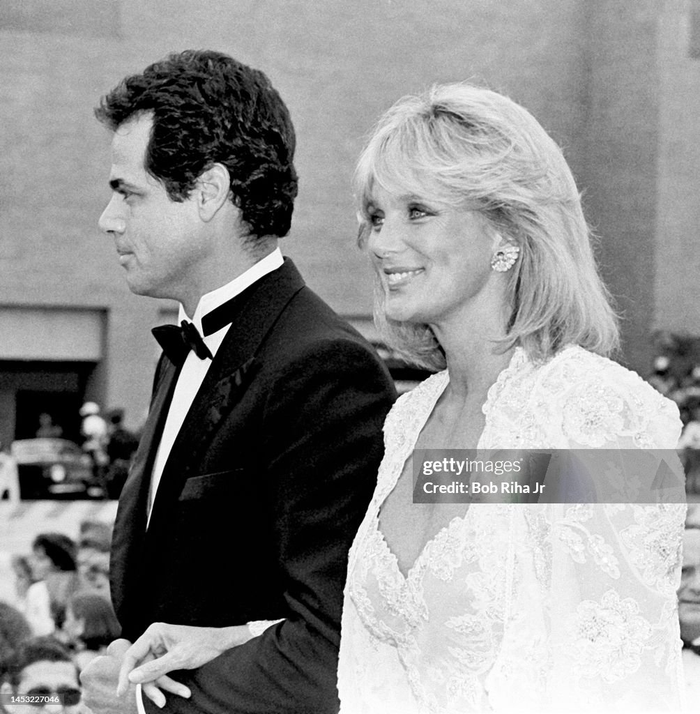 Linda Evans arrives at the Emmy Awards Show, September 23, 1984 in... News Photo - Getty Images