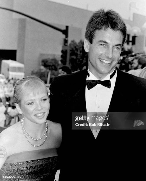Mark Harmon and Olympian Julianne McNamara arrive at the Emmy Awards Show, September 23, 1984 in Pasadena, California.