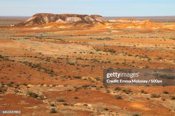 scenic view of desert against sky,coober pedy,south australia,australia - mount lofty south australia stock pictures, royalty-free photos & images