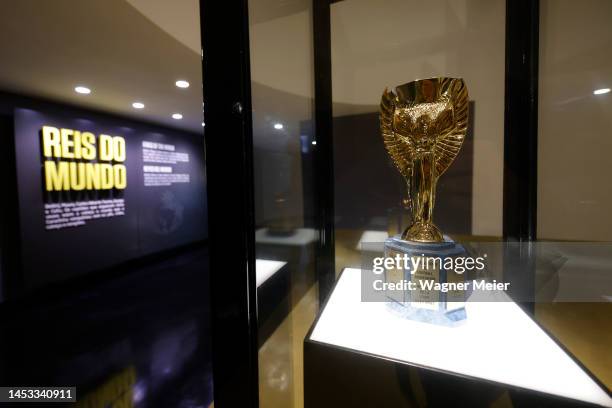 Detail of a World Cup trophy displayed at CBF Museum on December 30, 2022 in Rio de Janeiro, Brazil. Brazilian football icon Edson Arantes do...