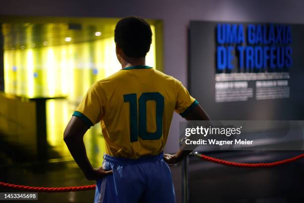 Detail of a life-size figure of Pele at the CBF Museum on December 30, 2022 in Rio de Janeiro, Brazil. Brazilian football icon Edson Arantes do...