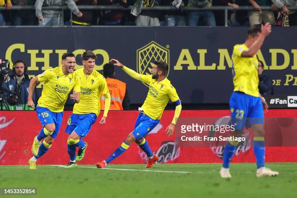 Lucas Perez of Cadiz CF celebrates with teammates after scoring their side's first goal during the LaLiga Santander match between Cadiz CF and UD...